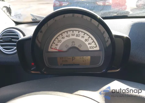 2015 Smart Fortwo Pure z USA, uszkodzony, nr VIN WMEEJ3BA6FK816235